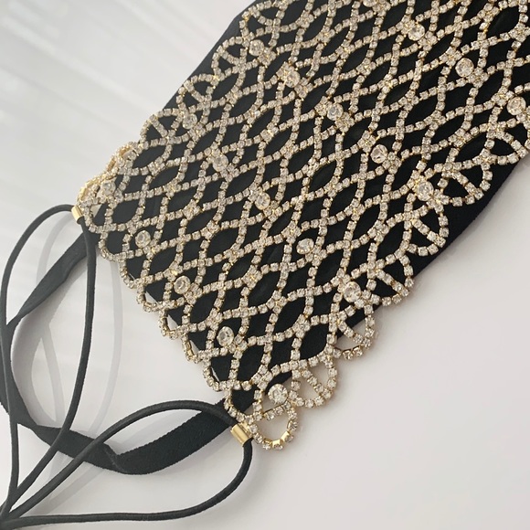 Luxury Gold Rhinestone Mask + BONUS cotton mask - Picture 4 of 5
